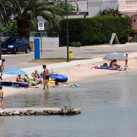 Appartamento By The Sea - 4162 *