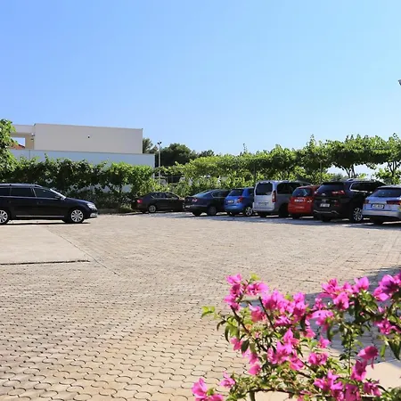 By The Sea - 4162 Rogoznica (Sibenik-Knin)