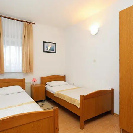 By The Sea - 4162 * רוגוזניצה