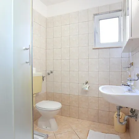 Appartamento By The Sea - 4162