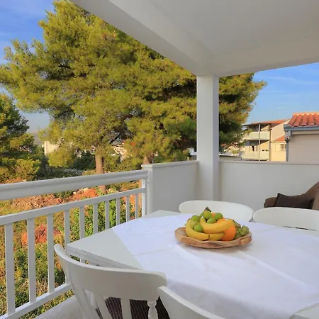 By The Sea - 4162 * רוגוזניצה