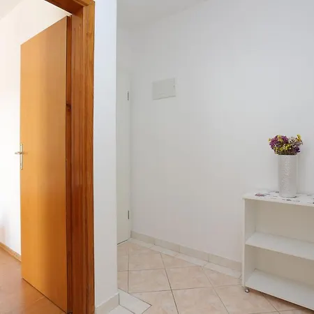 By The Sea - 4162 Appartement Rogoznica (Sibenik-Knin)