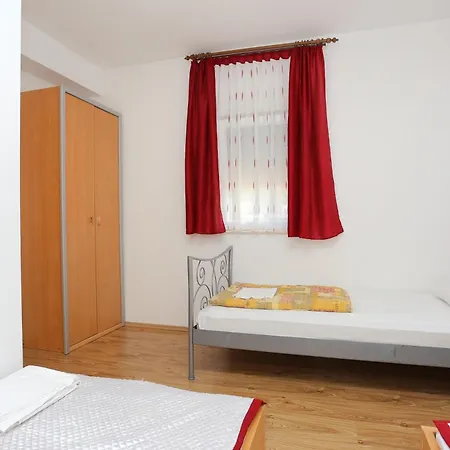 By The Sea - 4162 Rogoznica (Sibenik-Knin)