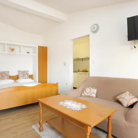 By The Sea - 4162 Rogoznica (Sibenik-Knin)