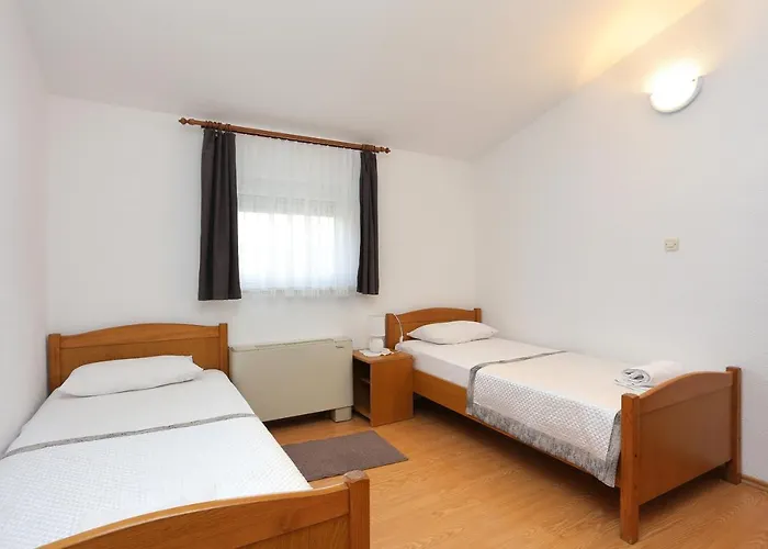 Appartement By The Sea - 4162 Rogoznica (Sibenik-Knin)