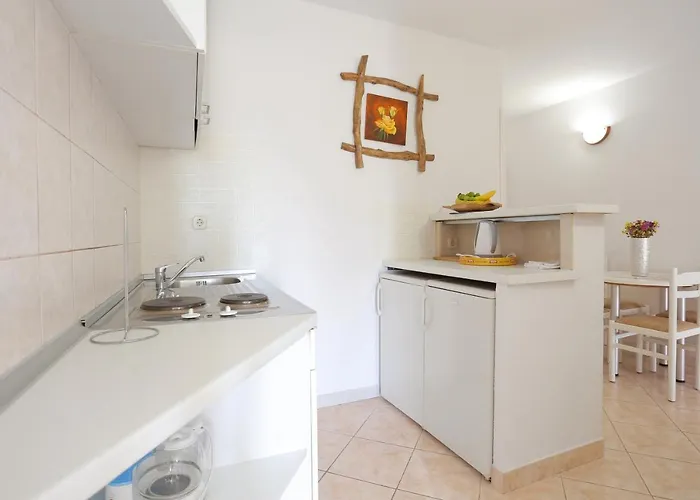 Appartement By The Sea - 4162 Rogoznica (Sibenik-Knin)