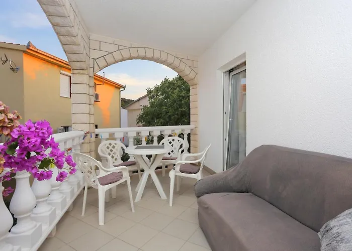 By The Sea - 4162 * ロゴズニッツァ