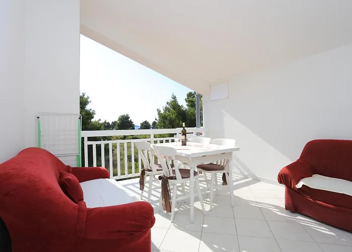 Appartement By The Sea - 4162 Rogoznica (Sibenik-Knin)